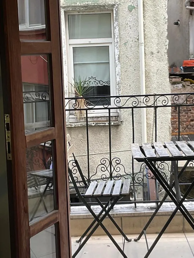 The Hub Hostel Istanbul